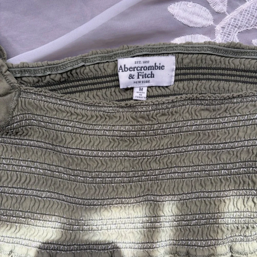 RARE Y2K Abercrombie & Fitch Olive Green Smocked Babydoll Puff Sleeve Top Medium